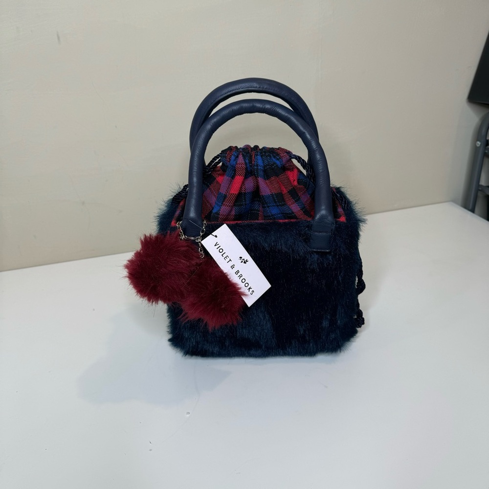 Violet & Brooks Designer Faux Fur Box Style Handbag w/ Snap-in Liner - Picture 2 of 12